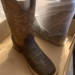 Women’s Cowboy Boots 