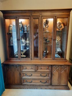 Hutch 2 pieces