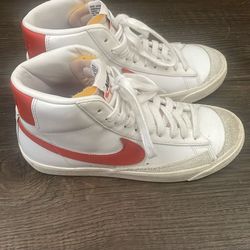Nike Shoes Size US Women’s 7.5