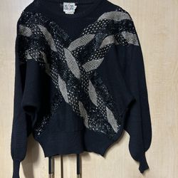 Size Med Festive Black Sequin & Gold Metallic Sweater