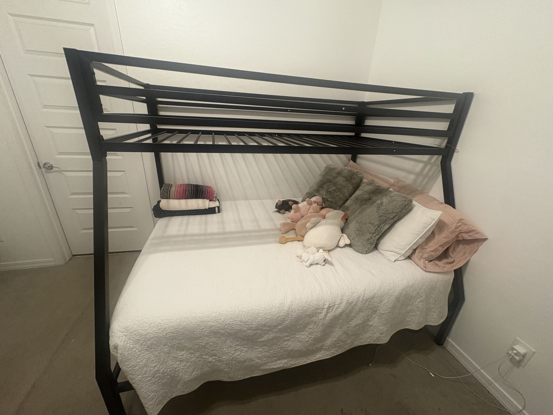 Metal Bunk Bed Twin Over Full