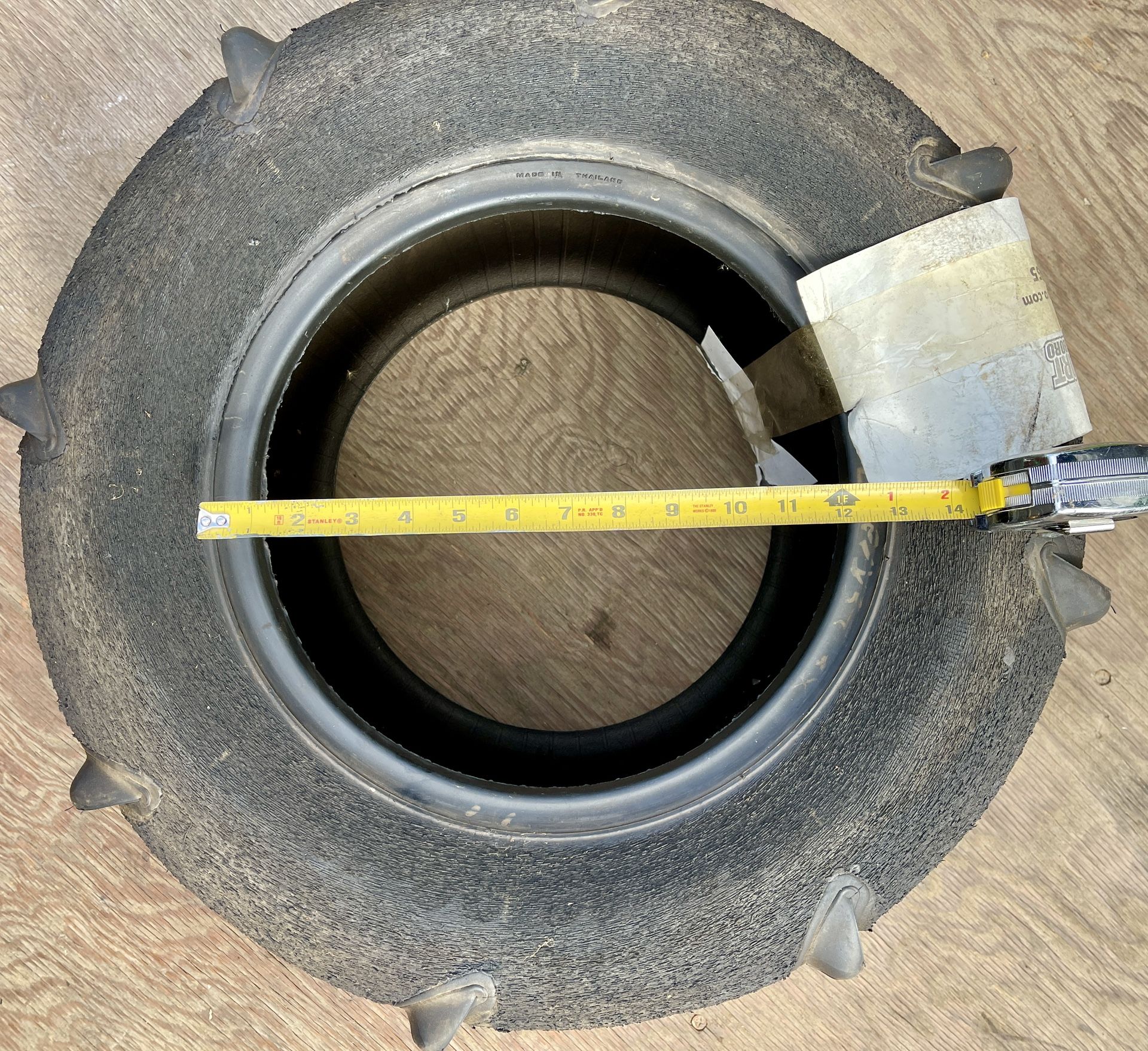 Skat Trak Single Rear Paddle Tire Odd Size 23 10.5 12
