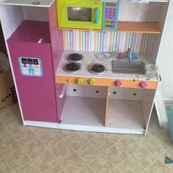 Play Kitchen 