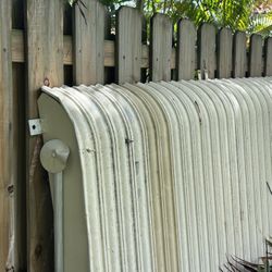 Vintage Clamshell Awning - Large