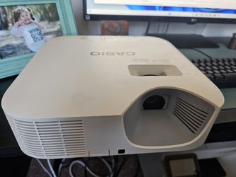 Casio Projector 3500 lumens