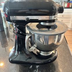 Kitchen Aid Mixer