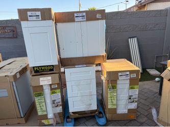 Kitchen Cabinet Set 5 Contractor Express Cabinets Arlington Vesper White Plywood Shaker Assembled $450