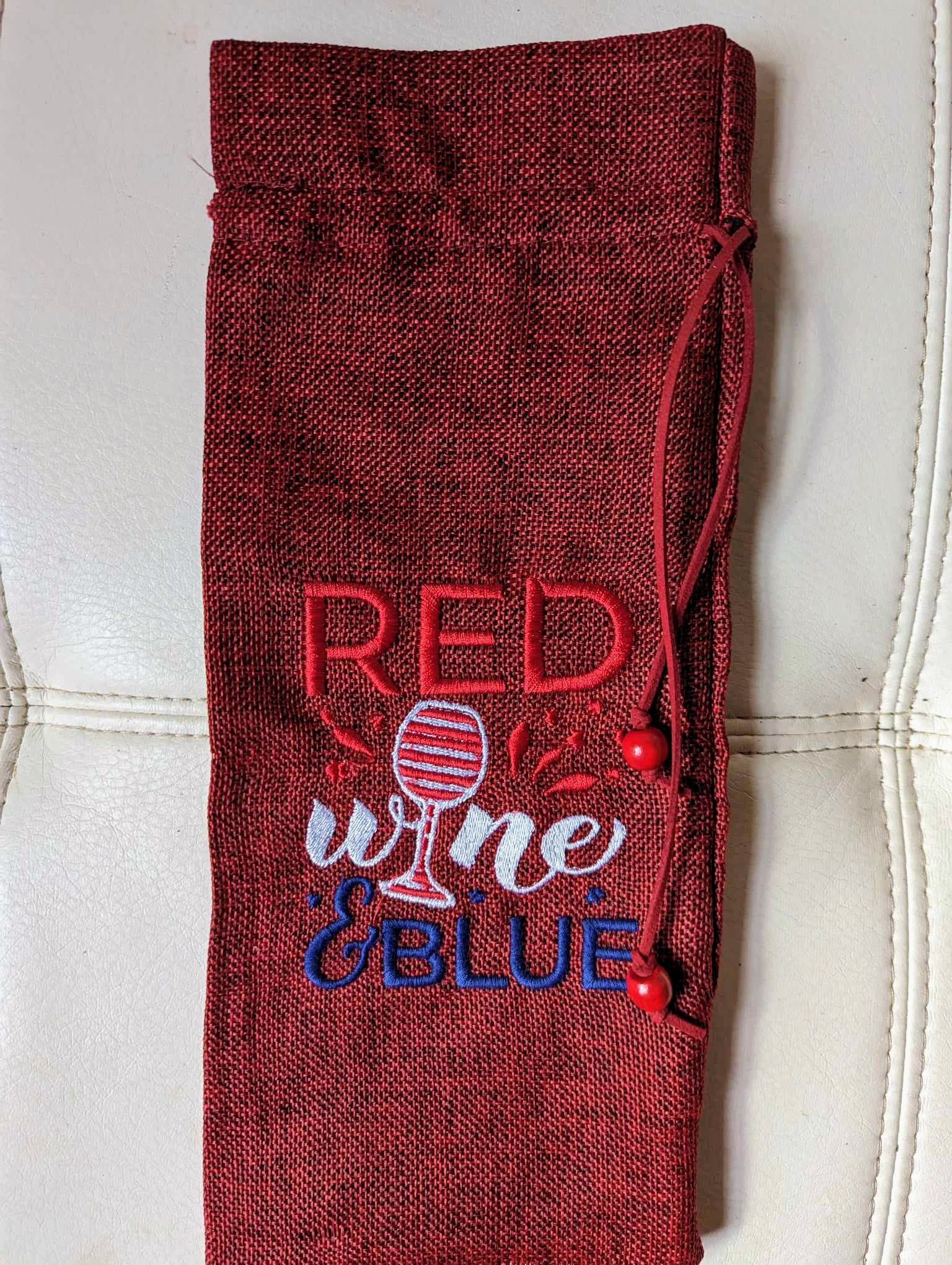 The "Red Wine & Blue" Bottle Holder