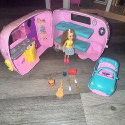 Barbie Chelsea 2-in-1 Camper Playset. 
