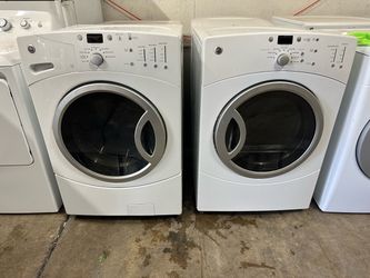 FRONTLOAD GE WASHER DRYER SET ELECTRIC DRYER CAN DELIVER