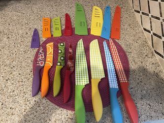 Cuisinart 16-Piece Kitchen Knife Set, Advantage Color Collection with Blade Guards, Multicolored