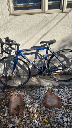 Trek 1200 Road Bike Blue