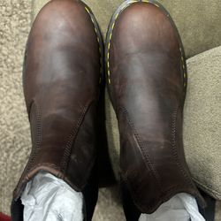 Dr. Martens Casual Boots
