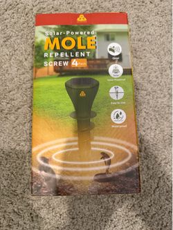 Brand new Solar Powered Mole Repellent for Lawns, 4 Packs