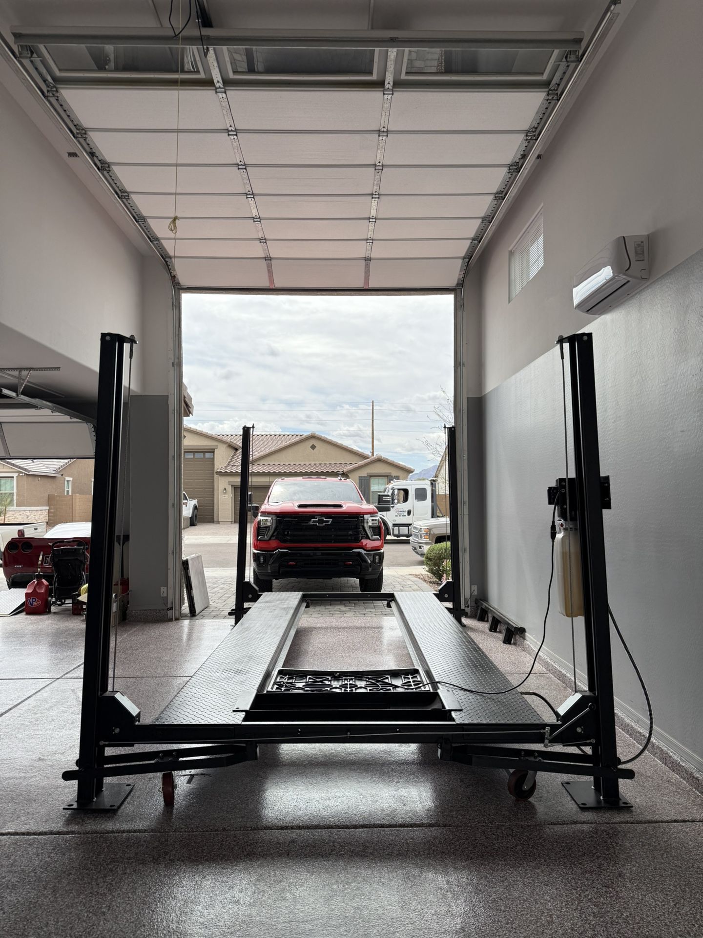4 Post Car Lift