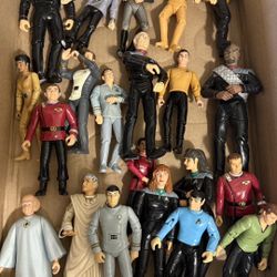 Vintage Star Trek Figures/Accessories In Great Shape! Take The Whole Collection For 1 Price 