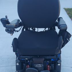 Quickie 300 Mini Power Wheelchair 