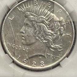 1923 Silver Peace Dollar 