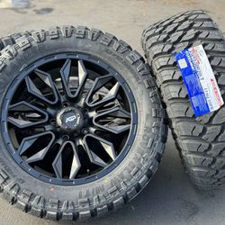 Toyota Tundra 20" Wheels 5x150 33" Tires 
