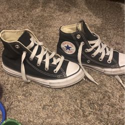 Boys Converse 