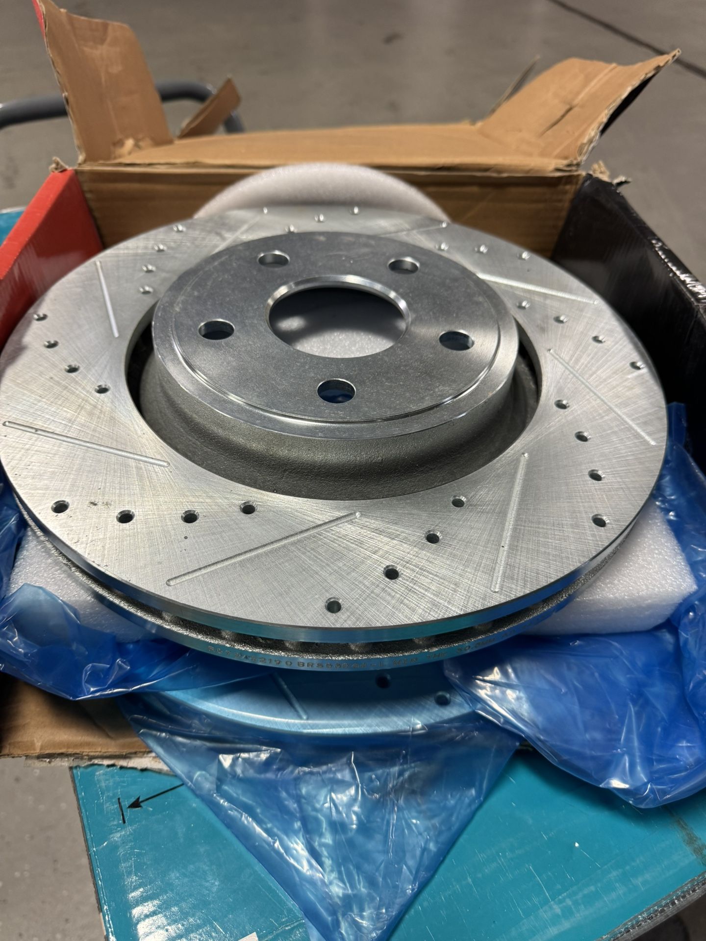 Drilled and slotted front rotor 2011-2022 Dodge Durango 4WD vehicles. 2pcs