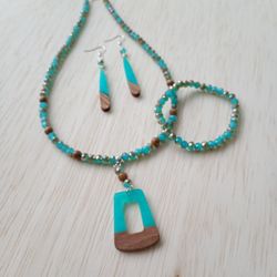 3pc Necklace Bracelet And Earring Set
