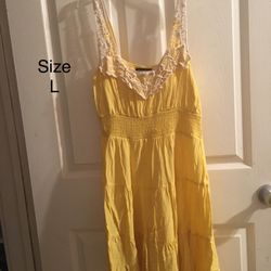 Baby Yellow Size Large Dress 
