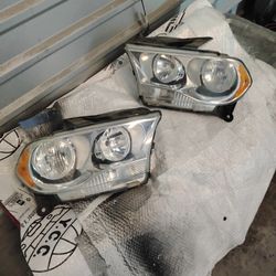 2011-2013 Dodge Durango Headlights