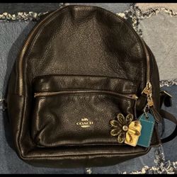 Coach F30550 Charlie Pebble Leather Backpack Medium Black ***FLAWS***