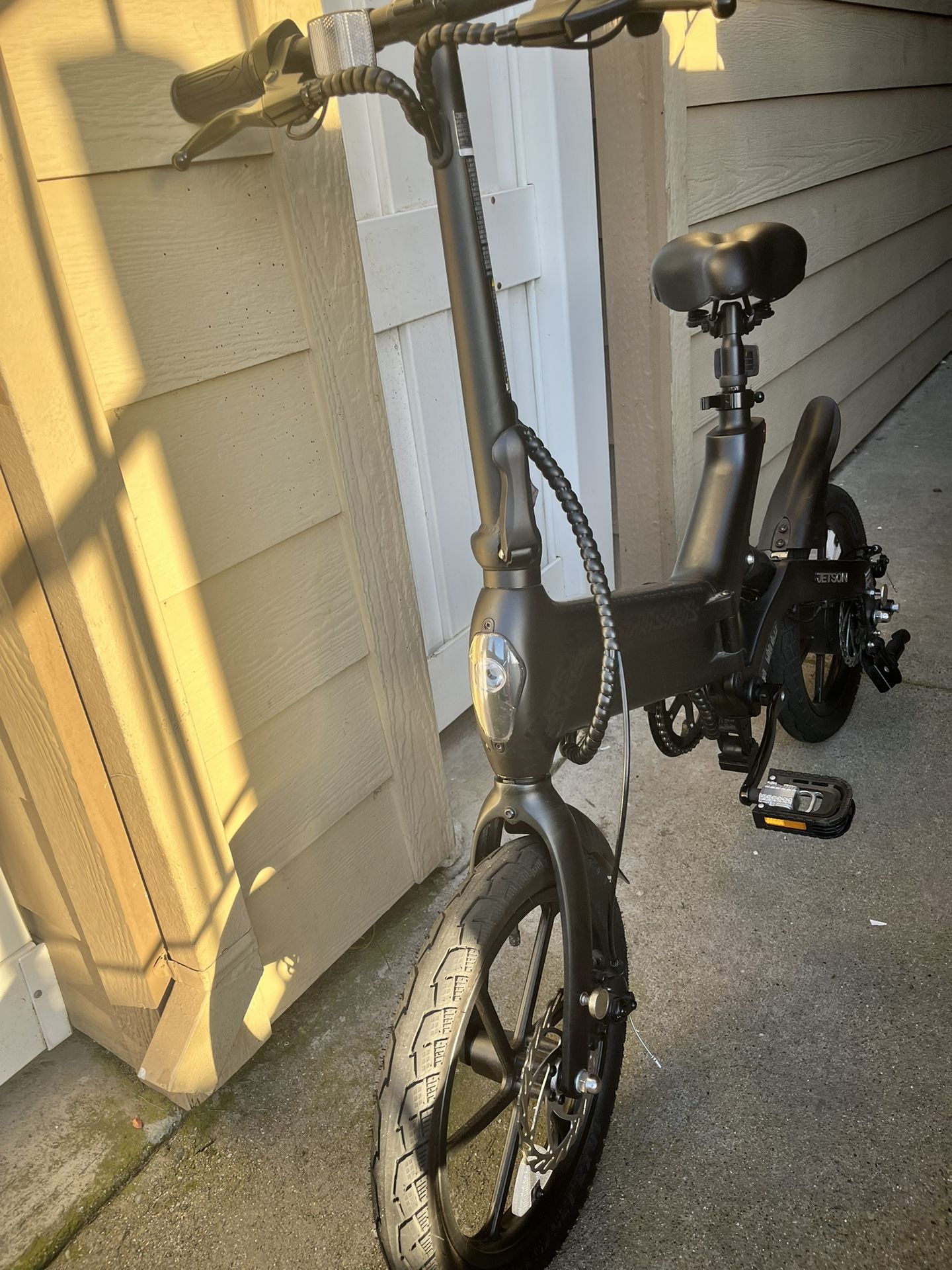 Jetson Haze Folding Electric Bike - Barely Used! Must Go!