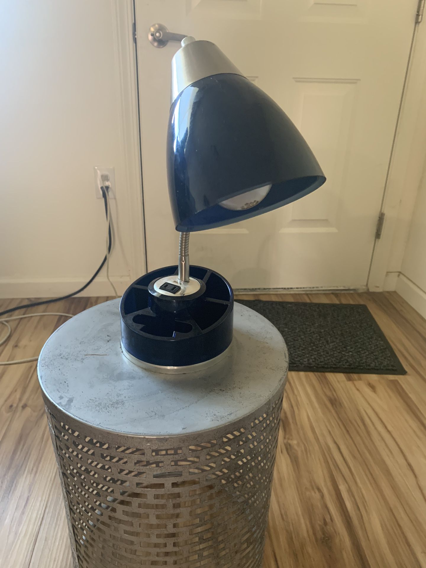 Charging Desk Lamp