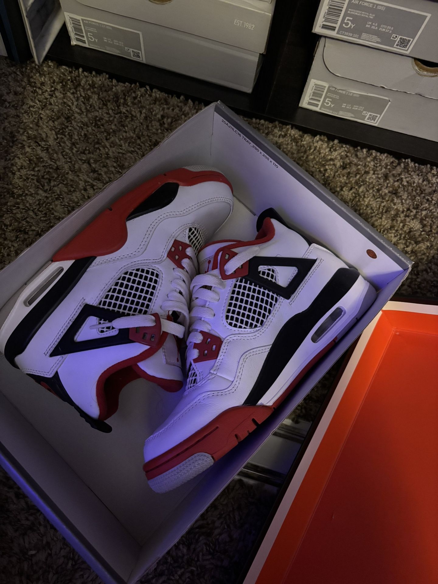 Jordan Retro 4s