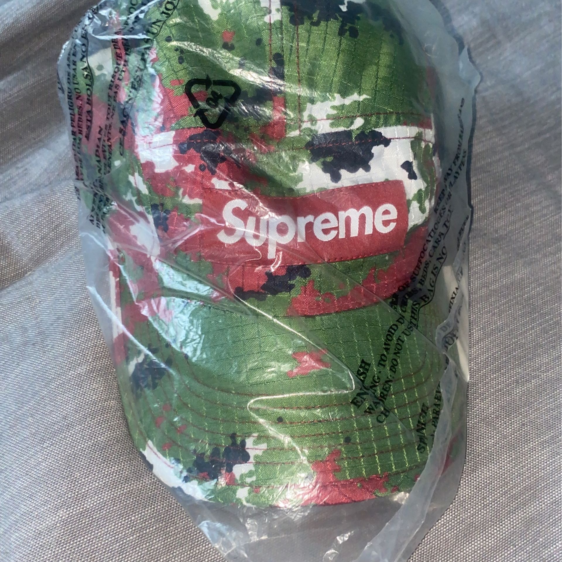 Supreme Hat