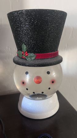 3- Wick Candle Water Globe