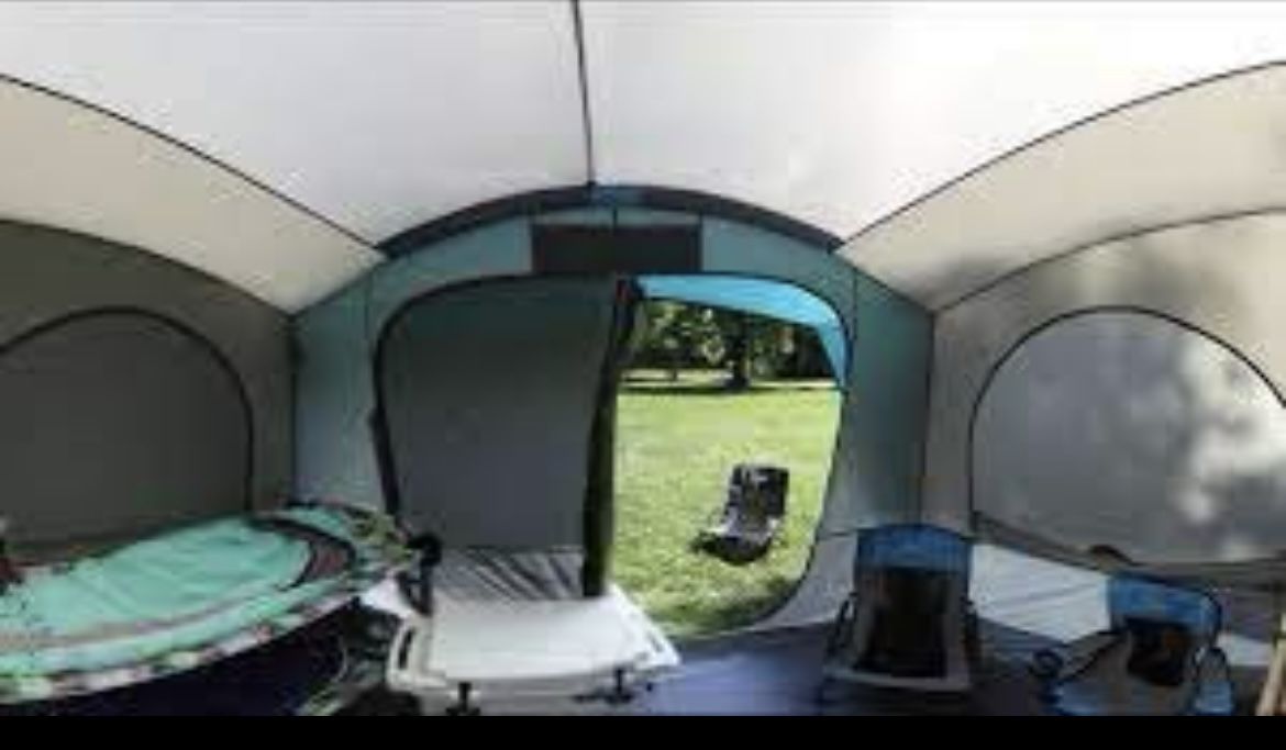 Cabelas Hybrid Cabin 8 person