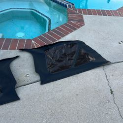 Jeep Back Windows Off A 1999 Soft Top 