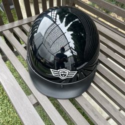 Lady’s Motorcycle Helmet Xl And M New /5