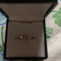 18 K Gold And Diamond Vintage Baby Ring 