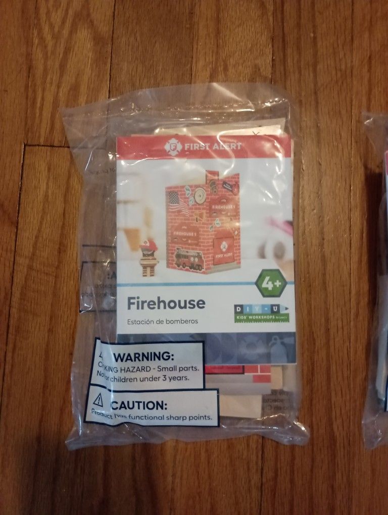 3/$10 🌟 NEW Lowe's First Alert Firehouse Kids Workshop Project