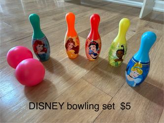DISNEY bowling set