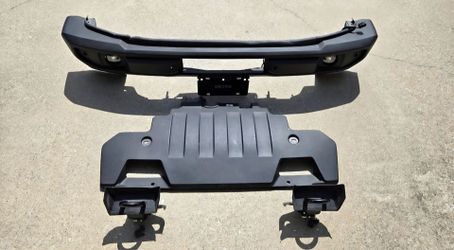 2021-25 Ford Bronco Standard Front Bumper w/ Mounting Hardware and Splash Guard