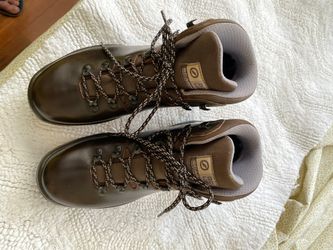 Woman hiking boots