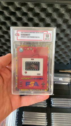 Graded Pokémon Film Cell Trading Card Oshawott