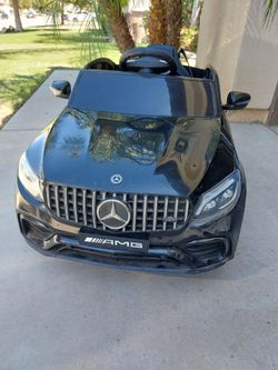 Mercedes-Benz AMG Kids 12V Electric Ride-On Car – Works – Charger Included