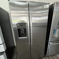 Standard Depth Side By Side GE Fridge, Open Box, Minor Cosmetic Wear, One Yr Warranty