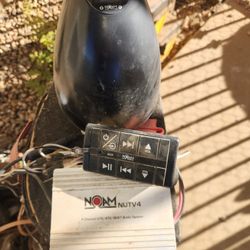 NOAM NUTV4 UTV System Plus Polk Mobile Monitor Speaker