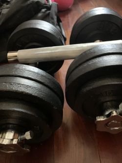 Set of Adjustable Dumbbells 82 lbs total (2) 41 lbs each W/ Connector Bar