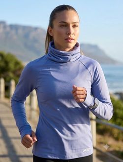 Oakley Women's Long Sleeve Turtleneck Top