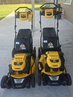 Dewalt 196cc Celf Propelled Like New $380 Each One Firm Price/trabajando Bien $380 cada una precio firme