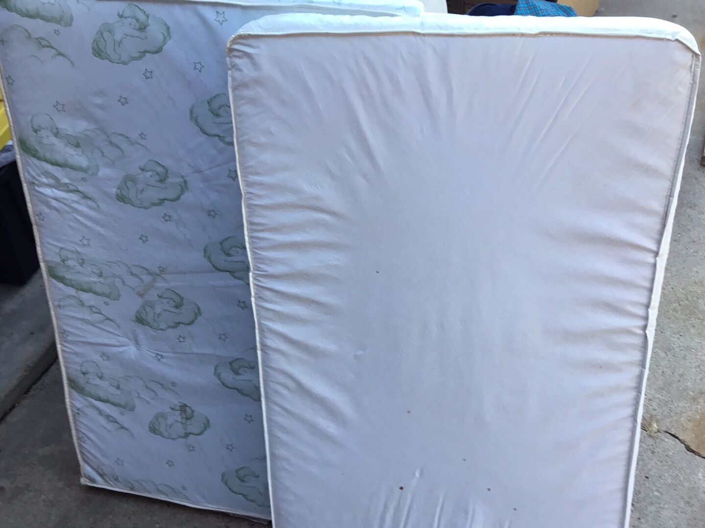 2 Portable Crib Mattresses  And 2 Full Sz Matresses. New One 40 $ Other In Good Shape 20$